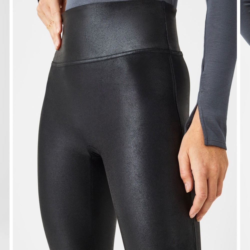 Spanx Look at Me Now Faux Leather Leggings, size XS